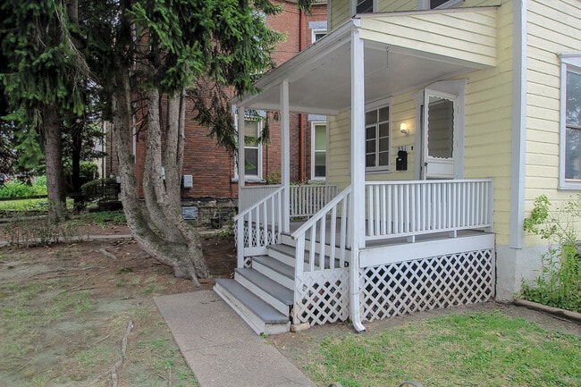 Building Photo - 331 Franklin Ave