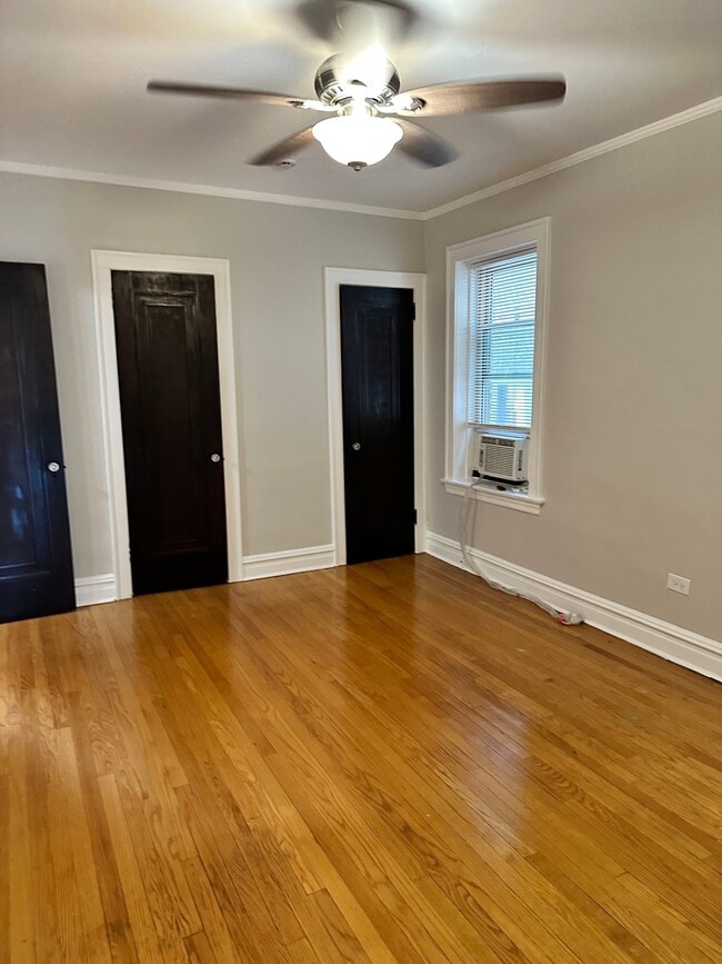 Photo - 723 Dobson St Apartment