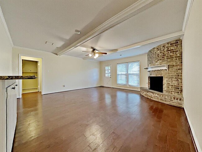 Foto del edificio - 12850 Westella Dr