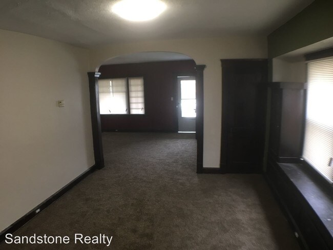 Foto del edificio - 3516 W 98th St