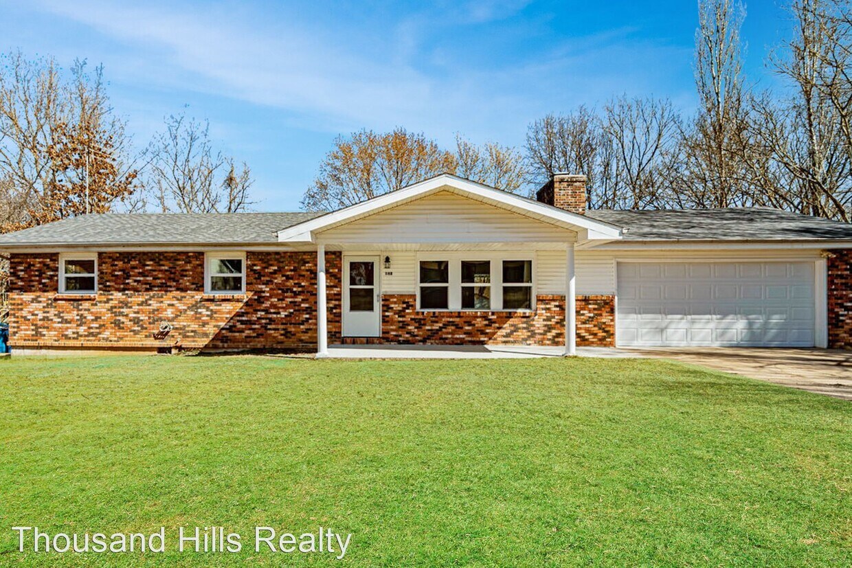 Foto principal - 3 br, 2 bath House - 148 Greenbrier Lane