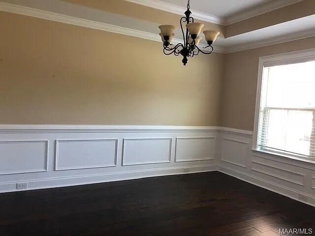 Building Photo - 2423 Deer Run Ct