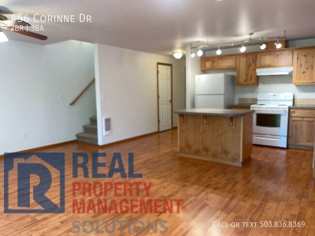 Building Photo - 456 Corinne Dr