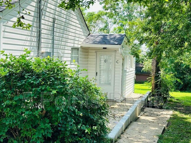 Photo - 330 Cumberland Ave Apartment