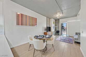 Building Photo - 353 E Bonneville Ave