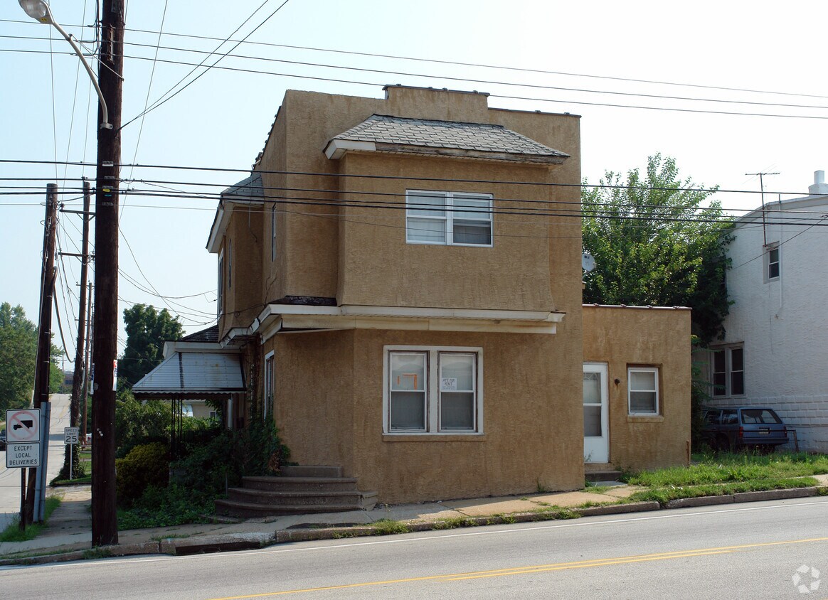 Primary Photo - 1501 E Ridge Pike