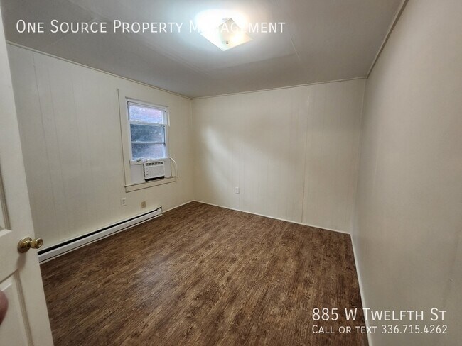 Foto del edificio - 885 W Twelfth St-