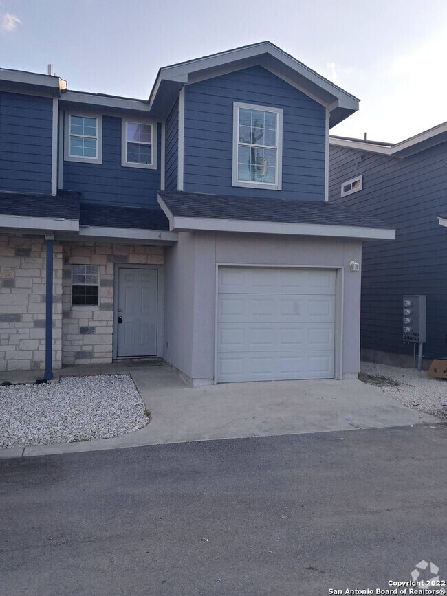 Building Photo - 6938 Crestway Rd