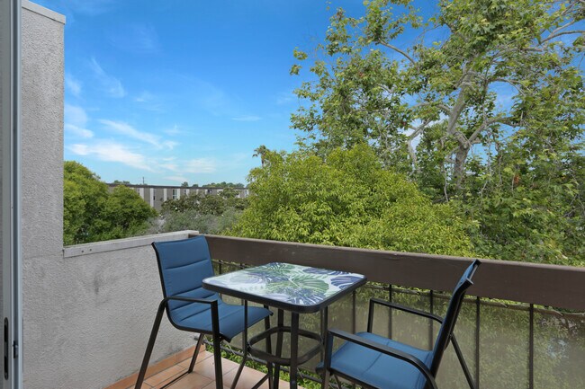 Foto del edificio - 3050 Rue D’Orleans