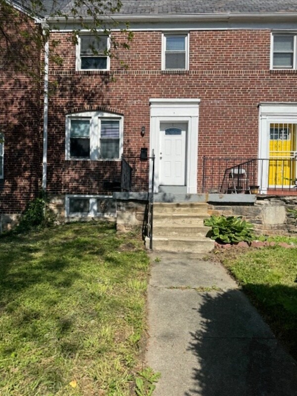 Foto del edificio - 3316 Leighton Ave