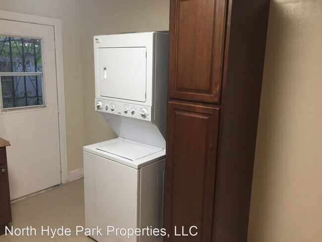 4 br, 3 bath House - 1722 W Arch St - 4