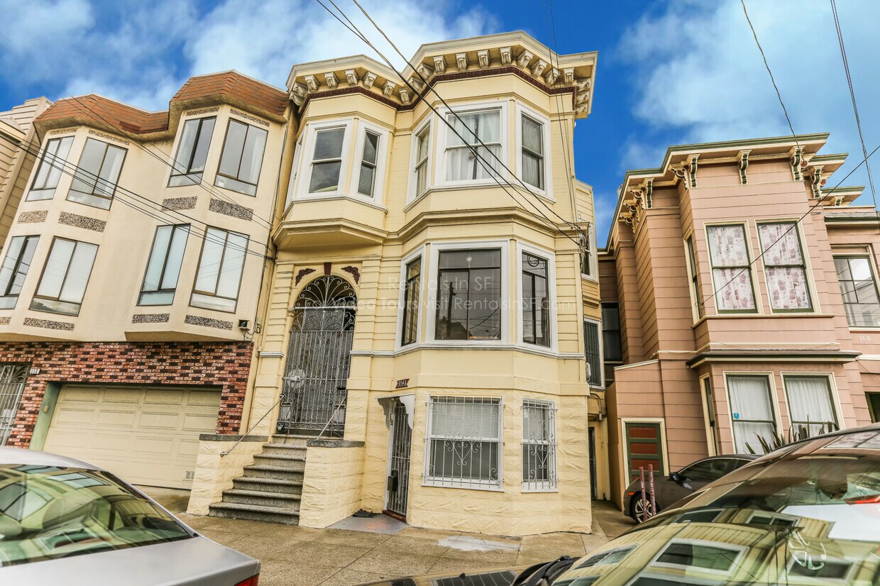 Primary Photo - 356 5th Ave