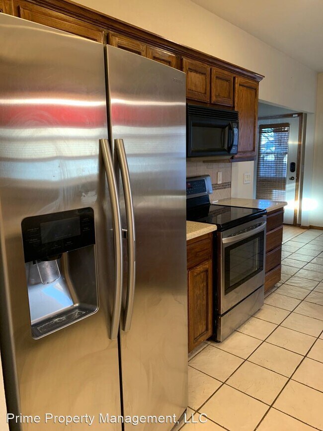 Foto del edificio - 3 br, 2 bath House - 2324 Country Meadows Dr.