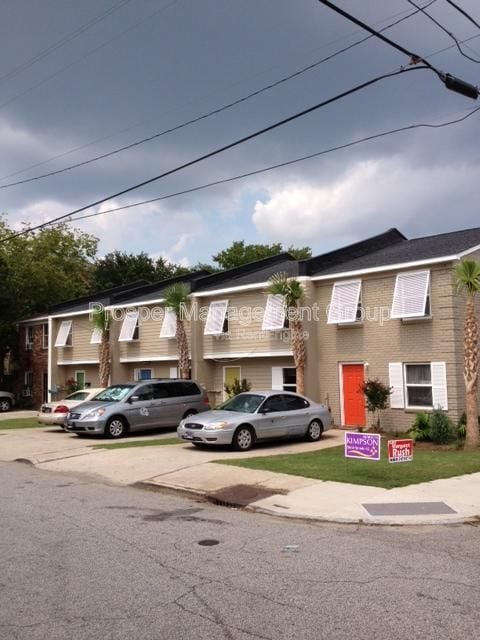 Photo - 122 Drake St Townhome