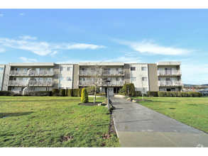 Building Photo - Lochside Apartments