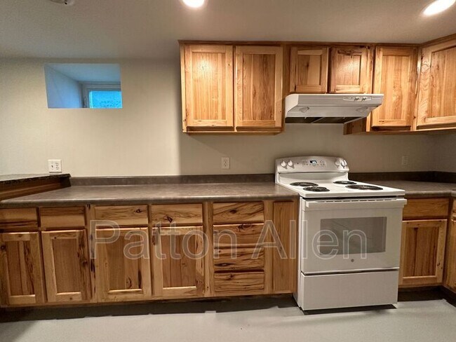 Foto del edificio - 64 Mildred Ave