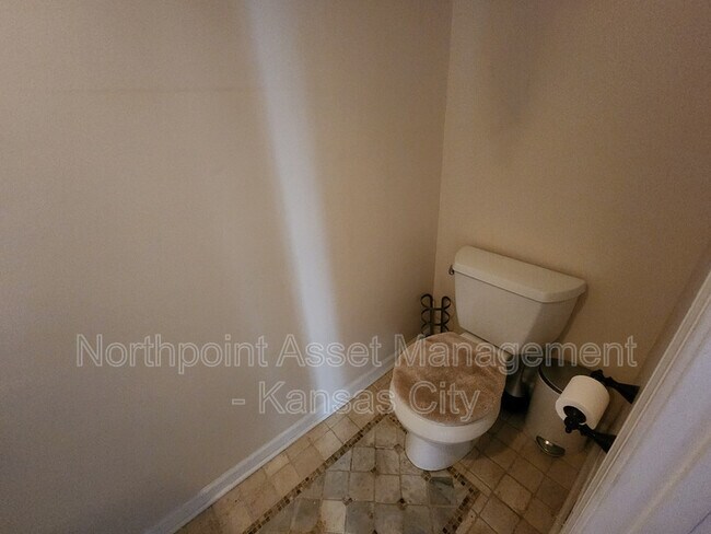 Building Photo - 8542 W 108th Pl