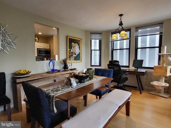 Foto del edificio - 135 S 19th St
