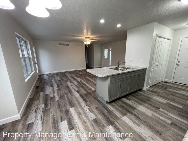 Building Photo - 3 br, 2 bath House - 1215 Chester St