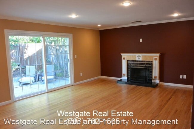 Building Photo - 3 br, 2 bath House - 1304 Pacific Avenue