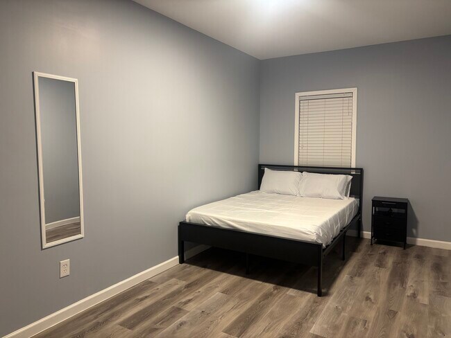 Foto del edificio - 4560 Persian Trl