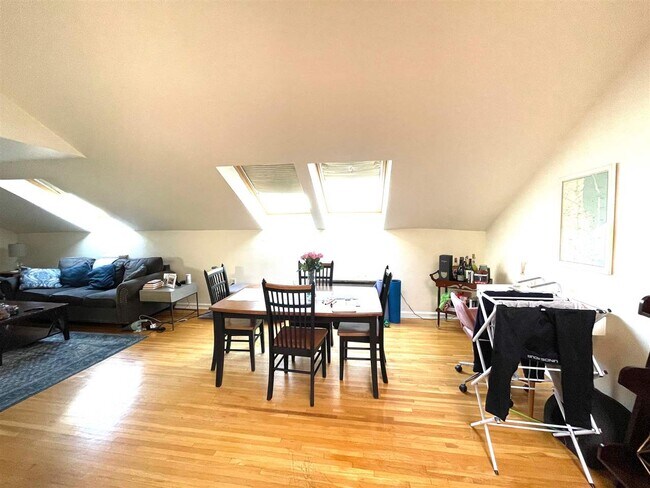 Foto del edificio - 450 7TH St