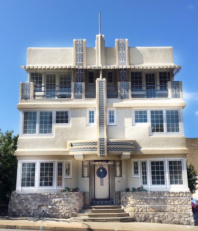 Building Photo - The Herold