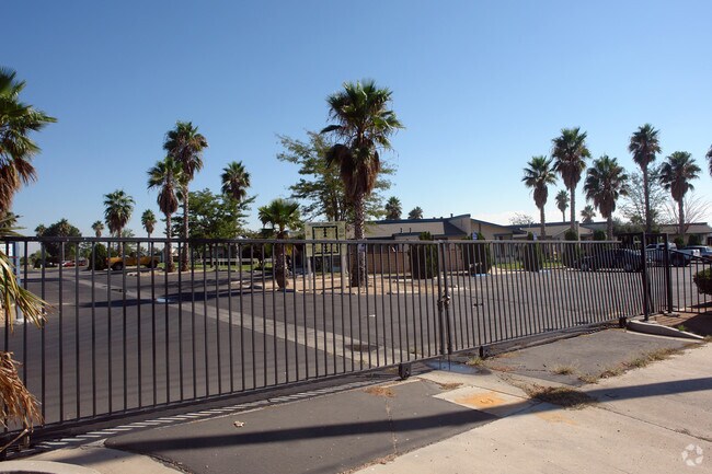 Foto del edificio - Hesperia Gardens