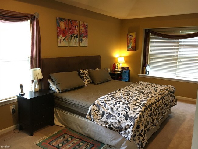 Foto del edificio - 3 br, 2.5 bath Townhome - 236 Tall Pines D...