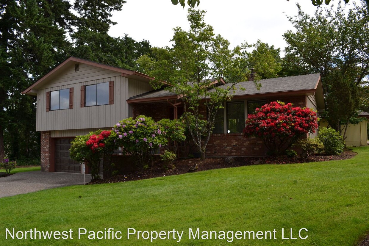 Primary Photo - 4 br, 2.5 bath House - 4622 Bradford Loop SE