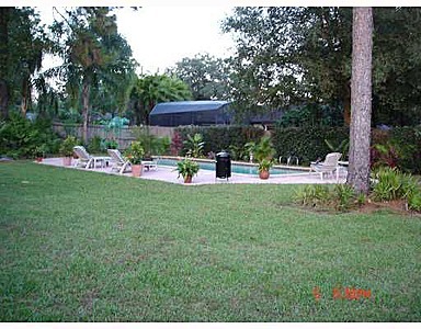 Building Photo - 130 Countryside Dr