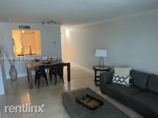 Foto del edificio - 2 br, 2 bath Condo - 4301 Collins Ave Apt ...