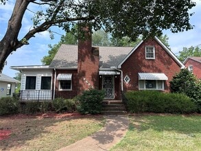 Building Photo - 2505 Tuckaseegee Rd