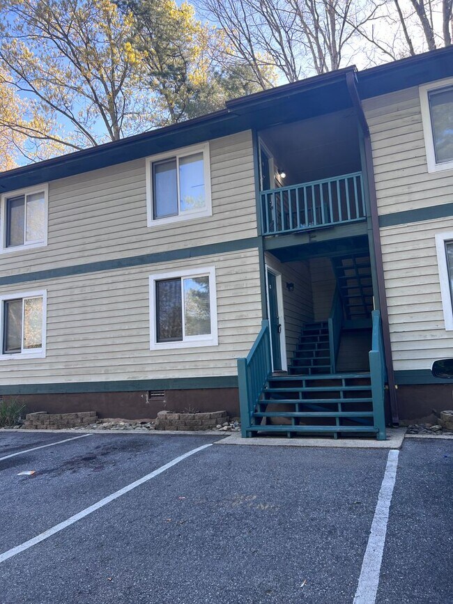 Building Photo - 3970 Sweeten Creek Rd