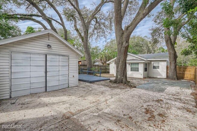 Building Photo - 3 br, 2 bath House - 3936 50Th Street N UNIT