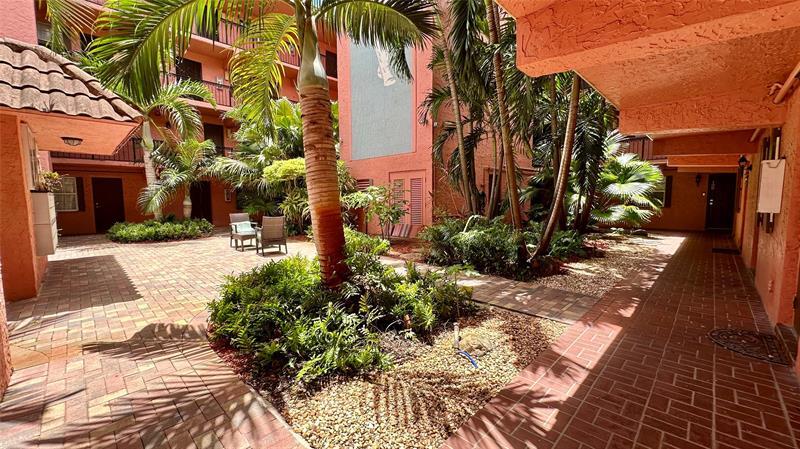 Primary Photo - 670 Tennis Club Dr