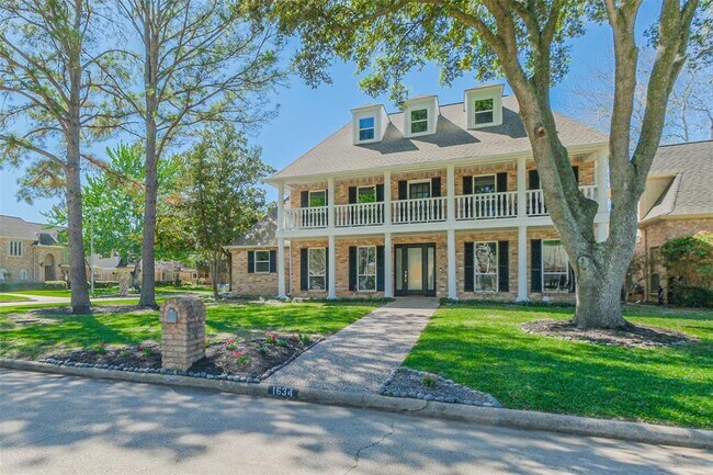 Building Photo - 1634 Cadogan Ln