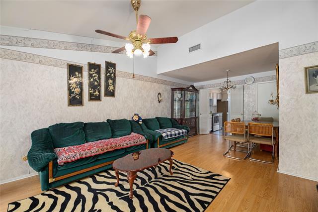 Primary Photo - 13506 Waterfall Way