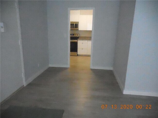 Foto del edificio - 424 N Riverside Dr