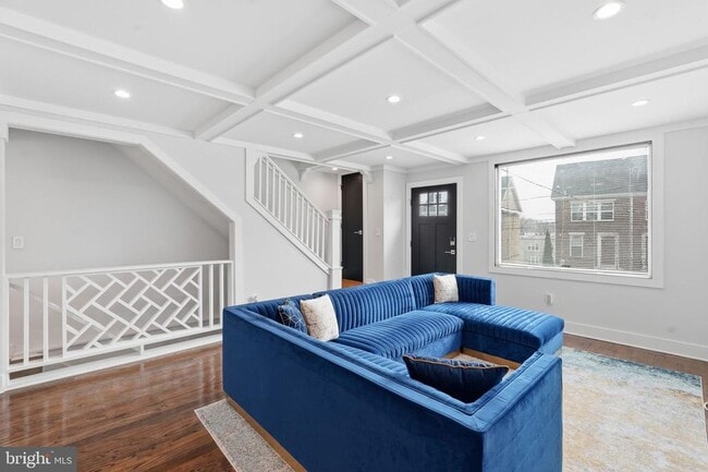 Building Photo - 1204 Trenton Pl SE