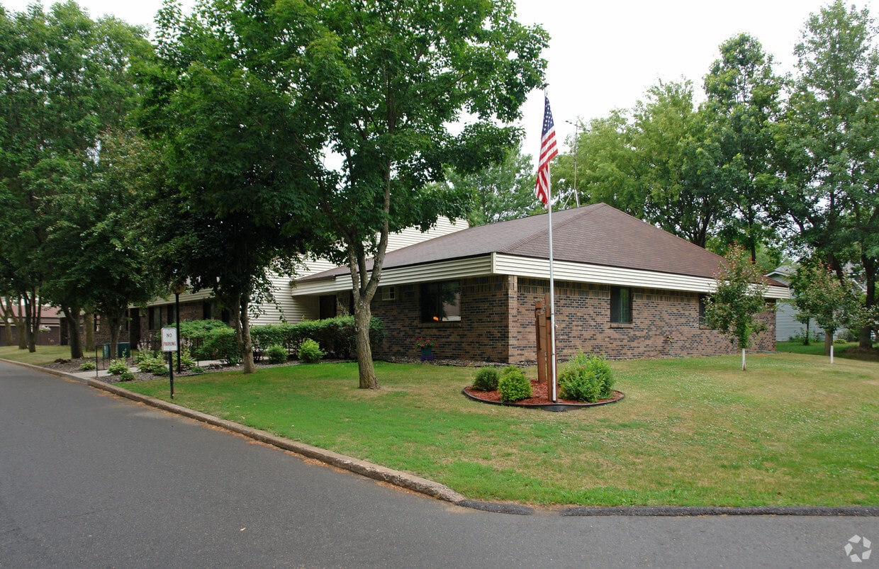 Primary Photo - 30930 Finch Ave
