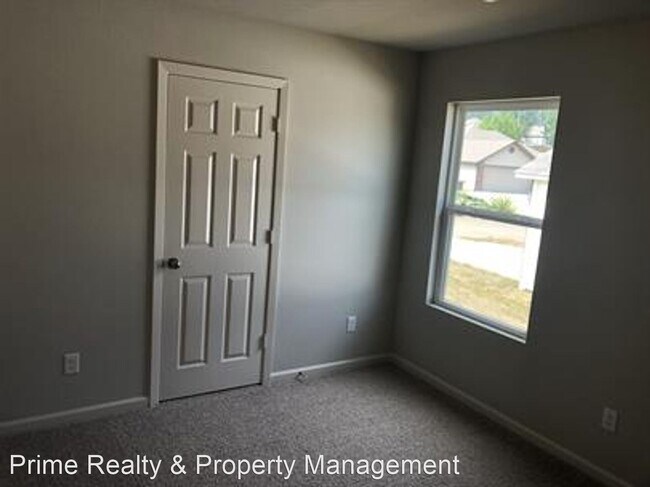 Building Photo - 4 br, 2 bath House - 3349 Wilshire Blvd