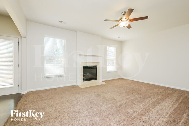 Foto del edificio - 719 Hot Springs Trail