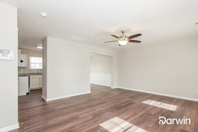 Building Photo - 11438 Northwoods Forest Dr
