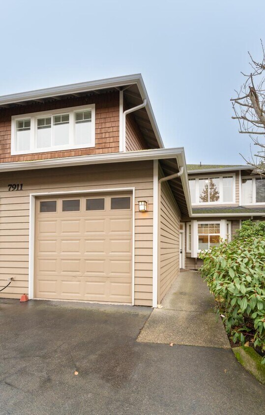Foto principal - 2 bedroom in Edmonds WA 98026