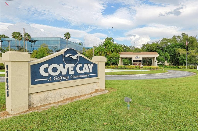 Foto del edificio - 2614 Cove Cay Dr