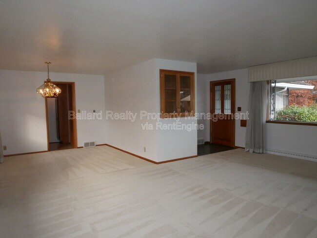 Foto del edificio - 8615 23rd Ave NW