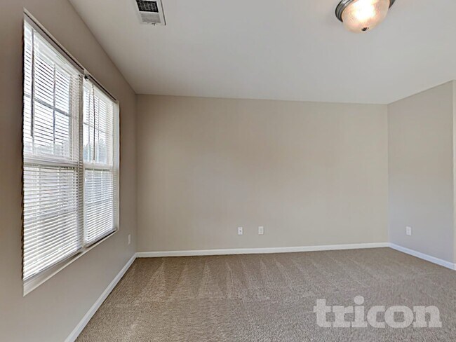 Foto del edificio - 576 Gentle Breeze Ln