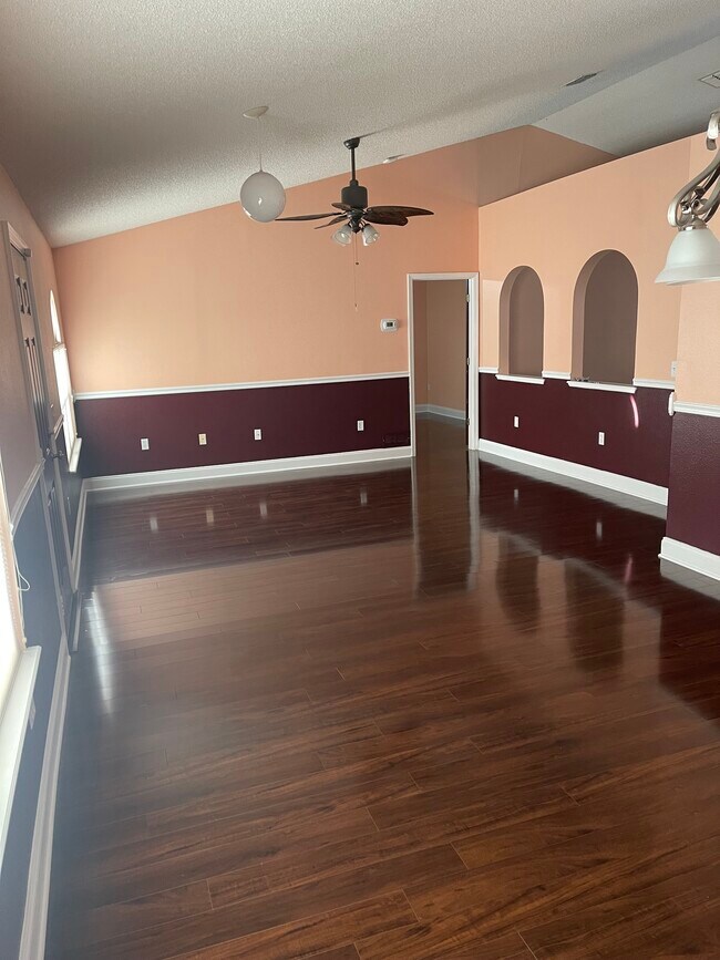 Formal Living Room - 6380 Gainsboro Ave
