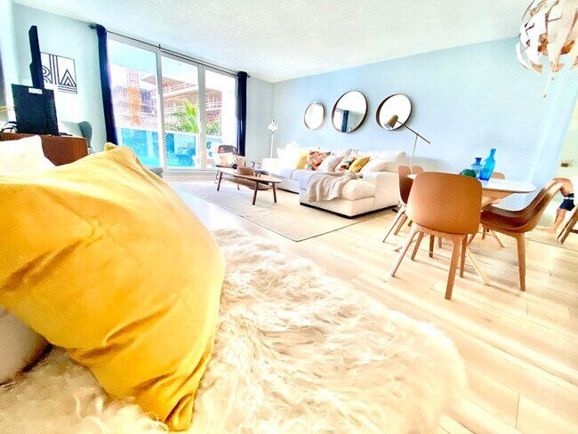 Foto del edificio - 2301 COLLINS Ave